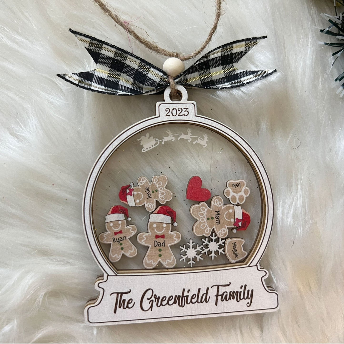 Personalized Gingerbread With Hat Family Christmas Ornament, Custom Family Ornament 2026, 4D Customized Cookie Ornament Gift for Christmas - product image 6